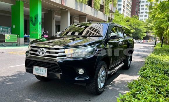 ซื้อ รถมือสอง Toyota Hiluxe Revo สีดำ รถยนต์ ใน %{เมือง} ใน กรุงเทพมหานคร