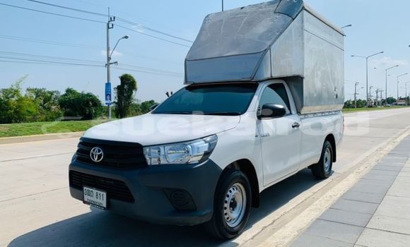 Buy Used Toyota Hiluxe Revo White Car in Bangkok in Bangkok Buy Used Toyota Hiluxe Revo White Car in Bangkok in Bangkok