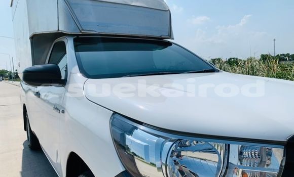 Buy Used Toyota Hiluxe Revo White Car in Bangkok in Bangkok Buy Used Toyota Hiluxe Revo White Car in Bangkok in Bangkok