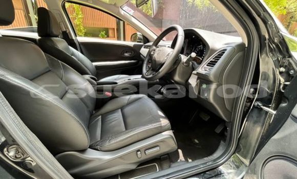 ซื้อ รถมือสอง Honda HR-V สีดำ รถยนต์ ใน %{เมือง} ใน กรุงเทพมหานคร ซื้อ รถมือสอง Honda HR-V สีดำ รถยนต์ ใน %{เมือง} ใน กรุงเทพมหานคร