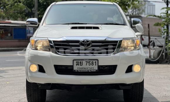 ซื้อ รถมือสอง Toyota Hiluxe VIGO ขาว รถยนต์ ใน %{เมือง} ใน กรุงเทพมหานคร ซื้อ รถมือสอง Toyota Hiluxe VIGO ขาว รถยนต์ ใน %{เมือง} ใน กรุงเทพมหานคร