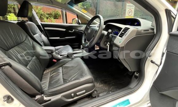 ซื้อ รถมือสอง Honda Civic ขาว รถยนต์ ใน %{เมือง} ใน กรุงเทพมหานคร ซื้อ รถมือสอง Honda Civic ขาว รถยนต์ ใน %{เมือง} ใน กรุงเทพมหานคร