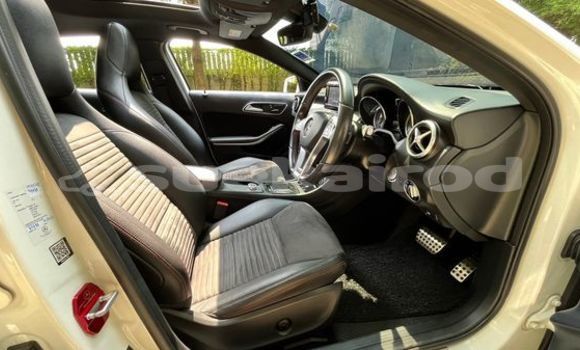 ซื้อ รถมือสอง Mercedes-Benz GLA-klasse ขาว รถยนต์ ใน %{เมือง} ใน กรุงเทพมหานคร ซื้อ รถมือสอง Mercedes-Benz GLA-klasse ขาว รถยนต์ ใน %{เมือง} ใน กรุงเทพมหานคร