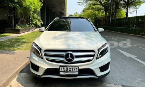 ซื้อ รถมือสอง Mercedes-Benz GLA-klasse ขาว รถยนต์ ใน %{เมือง} ใน กรุงเทพมหานคร ซื้อ รถมือสอง Mercedes-Benz GLA-klasse ขาว รถยนต์ ใน %{เมือง} ใน กรุงเทพมหานคร