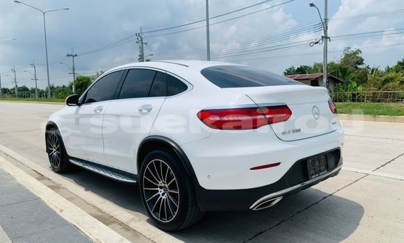 Buy Used Mercedes-Benz GLC 250D White Car in Bangkok in Bangkok Buy Used Mercedes-Benz GLC 250D White Car in Bangkok in Bangkok