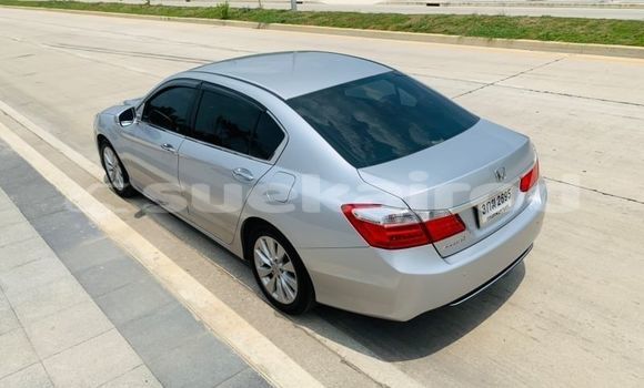 Buy Used Honda Accord Other Car in Bangkok in Bangkok Buy Used Honda Accord Other Car in Bangkok in Bangkok