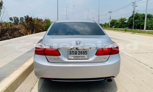 Buy Used Honda Accord Other Car in Bangkok in Bangkok Buy Used Honda Accord Other Car in Bangkok in Bangkok