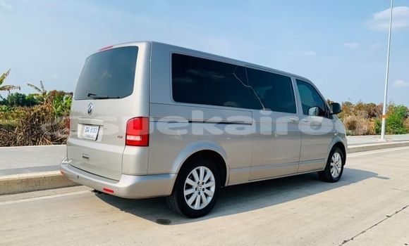 Buy Used Volkswagen Caravelle Other Car in Bangkok in Bangkok Buy Used Volkswagen Caravelle Other Car in Bangkok in Bangkok