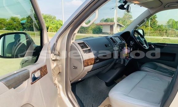 Buy Used Volkswagen Caravelle Other Car in Bangkok in Bangkok Buy Used Volkswagen Caravelle Other Car in Bangkok in Bangkok