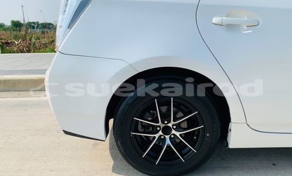 Buy Used Toyota Prius White Car in Bangkok in Bangkok Buy Used Toyota Prius White Car in Bangkok in Bangkok