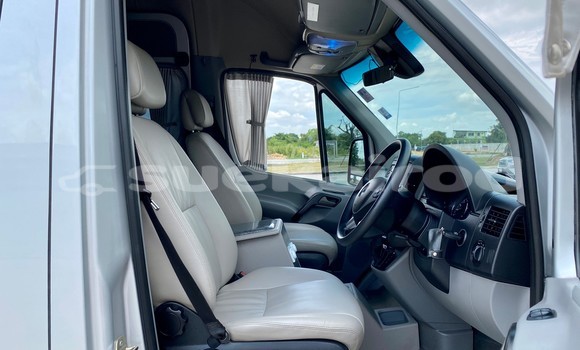 Buy Used Mercedes-Benz S-klasse Other Car in Bangkok in Bangkok Buy Used Mercedes-Benz S-klasse Other Car in Bangkok in Bangkok