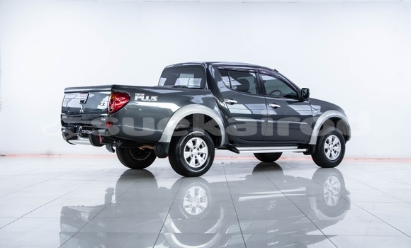 Buy Used Mitsubishi Triton Black Car in Nonthaburi in Nonthaburi Buy Used Mitsubishi Triton Black Car in Nonthaburi in Nonthaburi