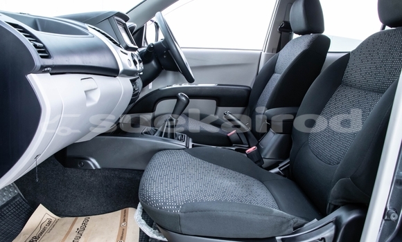 Buy Used Mitsubishi Triton Black Car in Nonthaburi in Nonthaburi Buy Used Mitsubishi Triton Black Car in Nonthaburi in Nonthaburi