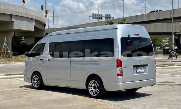 ซื้อ รถมือสอง Toyota Commuter อื่น ๆ รถยนต์ ใน %{เมือง} ใน กรุงเทพมหานคร ซื้อ รถมือสอง Toyota Commuter อื่น ๆ รถยนต์ ใน %{เมือง} ใน กรุงเทพมหานคร