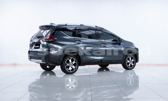 Buy Used Mitsubishi Xpander Other Car in Nonthaburi in Nonthaburi Buy Used Mitsubishi Xpander Other Car in Nonthaburi in Nonthaburi