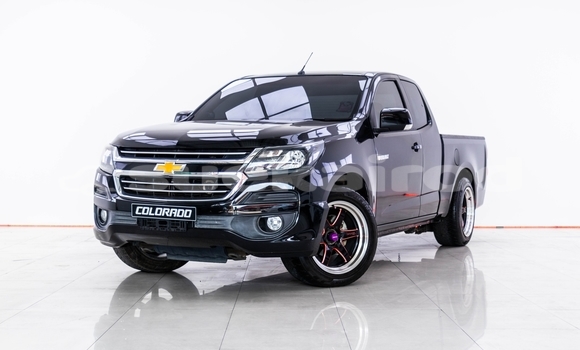 Buy Used Chevrolet Colorado Black Car in Bangkok in Bangkok