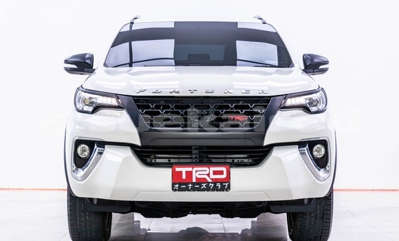 Buy Used Toyota Fortuner White Car in Bangkok in Bangkok Buy Used Toyota Fortuner White Car in Bangkok in Bangkok