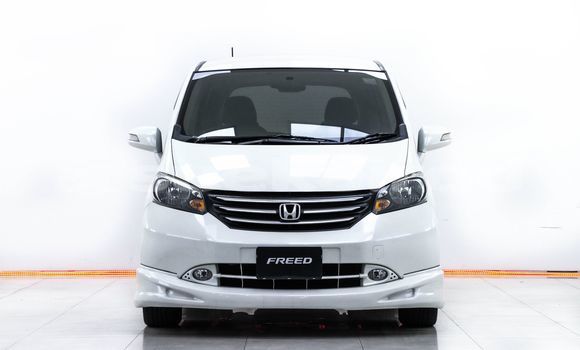 Buy Used Honda Freed White Car in Bangkok in Bangkok Buy Used Honda Freed White Car in Bangkok in Bangkok