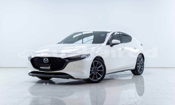ซื้อ รถมือสอง Mazda 3 ขาว รถยนต์ ใน %{เมือง} ใน กรุงเทพมหานคร