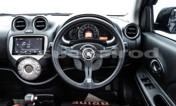 ซื้อ รถมือสอง Nissan March สีดำ รถยนต์ ใน %{เมือง} ใน กรุงเทพมหานคร ซื้อ รถมือสอง Nissan March สีดำ รถยนต์ ใน %{เมือง} ใน กรุงเทพมหานคร