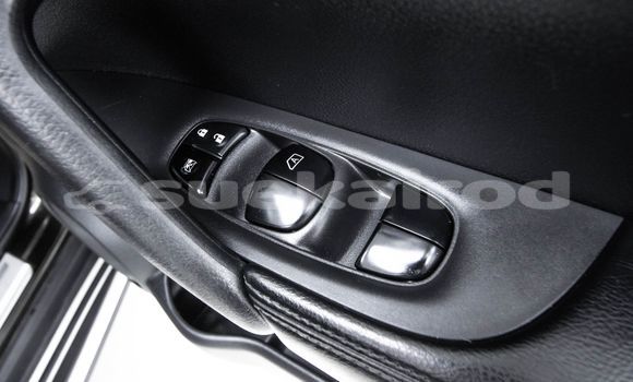 Buy Used Nissan X-Trail Green Car in Bangkok in Bangkok Buy Used Nissan X-Trail Green Car in Bangkok in Bangkok