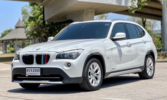 Buy Used BMW X1 White Car in Bangkok in Bangkok