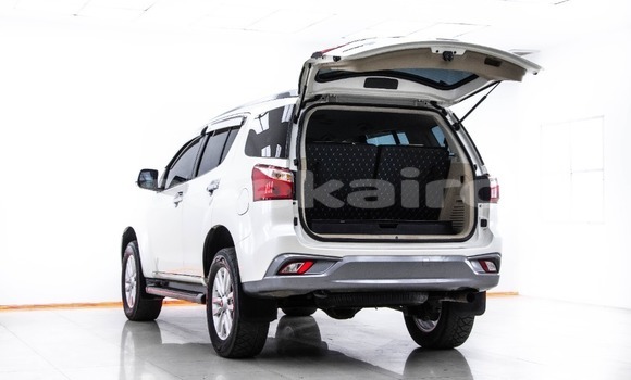 ซื้อ รถมือสอง Isuzu MU-X ขาว รถยนต์ ใน %{เมือง} ใน กรุงเทพมหานคร ซื้อ รถมือสอง Isuzu MU-X ขาว รถยนต์ ใน %{เมือง} ใน กรุงเทพมหานคร