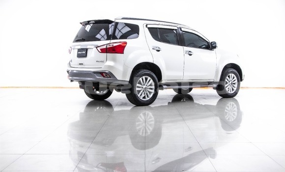 ซื้อ รถมือสอง Isuzu MU-X ขาว รถยนต์ ใน %{เมือง} ใน กรุงเทพมหานคร ซื้อ รถมือสอง Isuzu MU-X ขาว รถยนต์ ใน %{เมือง} ใน กรุงเทพมหานคร