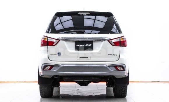 ซื้อ รถมือสอง Isuzu MU-X ขาว รถยนต์ ใน %{เมือง} ใน กรุงเทพมหานคร ซื้อ รถมือสอง Isuzu MU-X ขาว รถยนต์ ใน %{เมือง} ใน กรุงเทพมหานคร