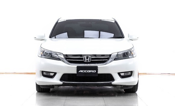 Buy Used Honda Accord White Car in Bangkok in Bangkok Buy Used Honda Accord White Car in Bangkok in Bangkok