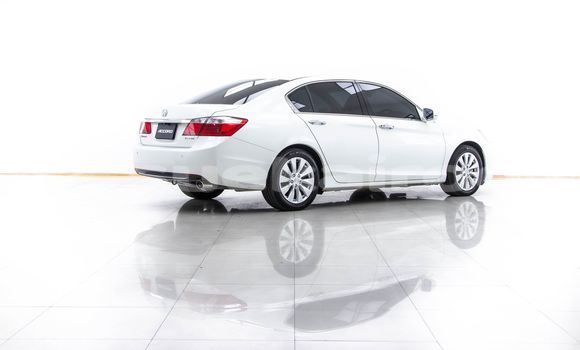 ซื้อ รถมือสอง Honda Accord ขาว รถยนต์ ใน %{เมือง} ใน กรุงเทพมหานคร ซื้อ รถมือสอง Honda Accord ขาว รถยนต์ ใน %{เมือง} ใน กรุงเทพมหานคร
