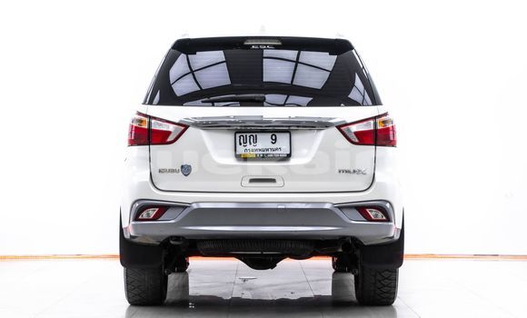 Buy Used Isuzu MU-X White Car in Bangkok in Bangkok Buy Used Isuzu MU-X White Car in Bangkok in Bangkok