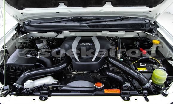 Buy Used Isuzu MU-X White Car in Bangkok in Bangkok Buy Used Isuzu MU-X White Car in Bangkok in Bangkok