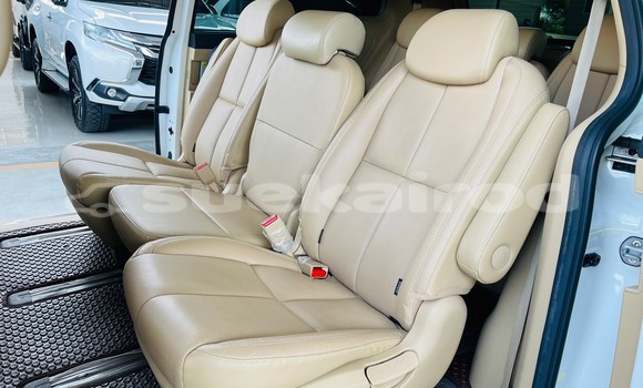 Buy Used Kia Carnival White Car in Bangkok in Bangkok Buy Used Kia Carnival White Car in Bangkok in Bangkok