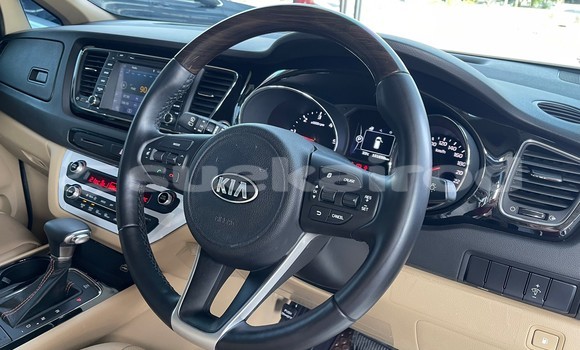 Buy Used Kia Carnival White Car in Bangkok in Bangkok Buy Used Kia Carnival White Car in Bangkok in Bangkok