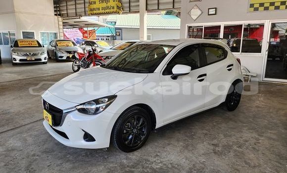 Buy Used Mazda Mazda 2 White Car in Surin in Surin