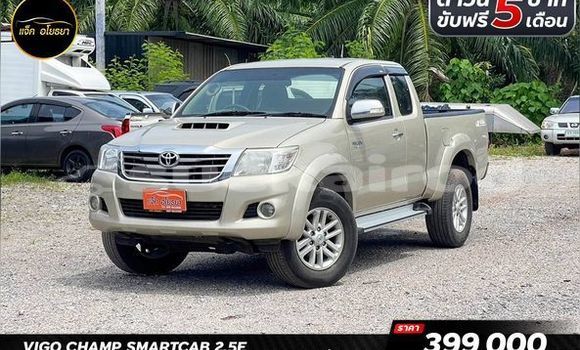 Buy Used Toyota Hiluxe VIGO Silver Car in Surat Thani in Surat Thani