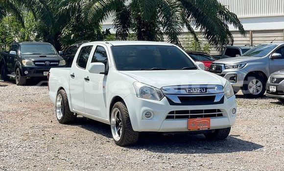 ซื้อ รถมือสอง Isuzu D-Max ขาว รถยนต์ ใน %{เมือง} ใน สุราษฎร์ธานี ซื้อ รถมือสอง Isuzu D-Max ขาว รถยนต์ ใน %{เมือง} ใน สุราษฎร์ธานี