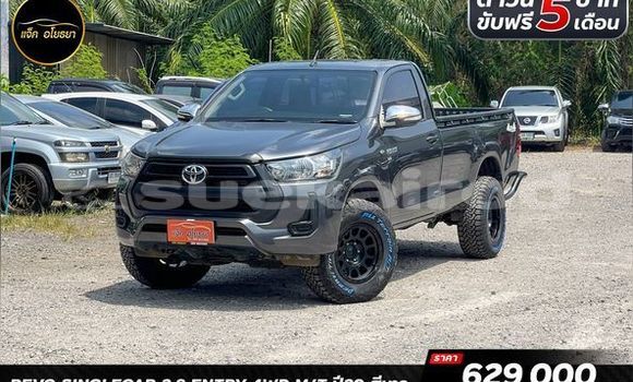 ซื้อ รถมือสอง Toyota Hiluxe Revo สีดำ รถยนต์ ใน %{เมือง} ใน สุราษฎร์ธานี