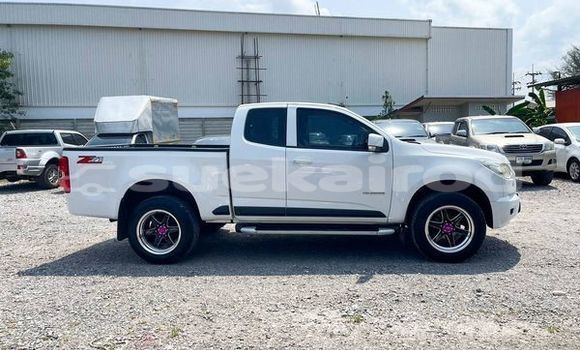 ซื้อ รถมือสอง Chevrolet Colorado ขาว รถยนต์ ใน %{เมือง} ใน สุราษฎร์ธานี ซื้อ รถมือสอง Chevrolet Colorado ขาว รถยนต์ ใน %{เมือง} ใน สุราษฎร์ธานี