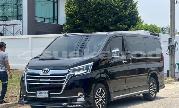 Buy Used Toyota Matrix Black Car in Bangkok in Bangkok