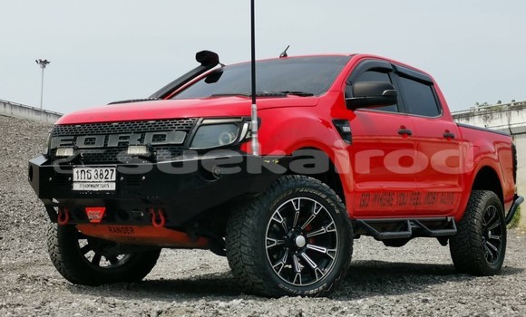 ซื้อ รถมือสอง Ford Ranger สีแดง รถยนต์ ใน %{เมือง} ใน กรุงเทพมหานคร