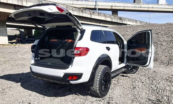 Buy Used Ford Everest White Car in Bangkok in Bangkok Buy Used Ford Everest White Car in Bangkok in Bangkok