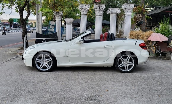 Buy Used Mercedes-Benz SLC-klasse White Car in Bangkok in Bangkok Buy Used Mercedes-Benz SLC-klasse White Car in Bangkok in Bangkok