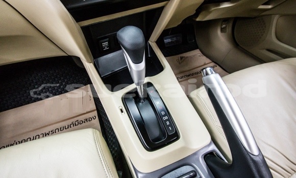 ซื้อ รถมือสอง Honda Civic ขาว รถยนต์ ใน %{เมือง} ใน กรุงเทพมหานคร ซื้อ รถมือสอง Honda Civic ขาว รถยนต์ ใน %{เมือง} ใน กรุงเทพมหานคร