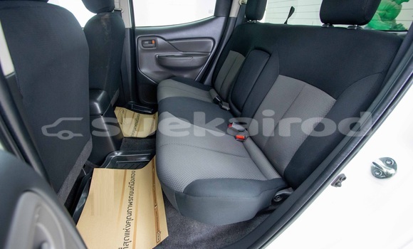 Buy Used Mitsubishi Triton White Car in Bangkok in Bangkok Buy Used Mitsubishi Triton White Car in Bangkok in Bangkok