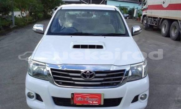 ซื้อ รถมือสอง Toyota Hiluxe VIGO ขาว รถยนต์ ใน %{เมือง} ใน ระนอง ซื้อ รถมือสอง Toyota Hiluxe VIGO ขาว รถยนต์ ใน %{เมือง} ใน ระนอง