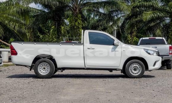 ซื้อ รถมือสอง Toyota Hiluxe Revo ขาว รถยนต์ ใน %{เมือง} ใน กรุงเทพมหานคร ซื้อ รถมือสอง Toyota Hiluxe Revo ขาว รถยนต์ ใน %{เมือง} ใน กรุงเทพมหานคร