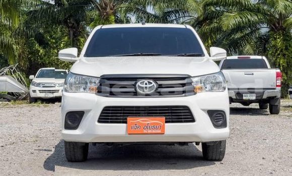 ซื้อ รถมือสอง Toyota Hiluxe Revo ขาว รถยนต์ ใน %{เมือง} ใน กรุงเทพมหานคร ซื้อ รถมือสอง Toyota Hiluxe Revo ขาว รถยนต์ ใน %{เมือง} ใน กรุงเทพมหานคร