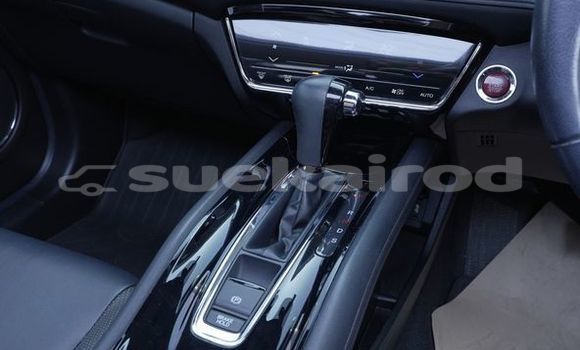 Buy Used Honda HR-V White Car in Bangkok in Bangkok Buy Used Honda HR-V White Car in Bangkok in Bangkok